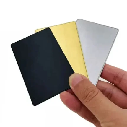 כרטיס ביקור NFC יוקרתי ממתכת NTAG215 – גימור כסף מוברש – תמונה 2